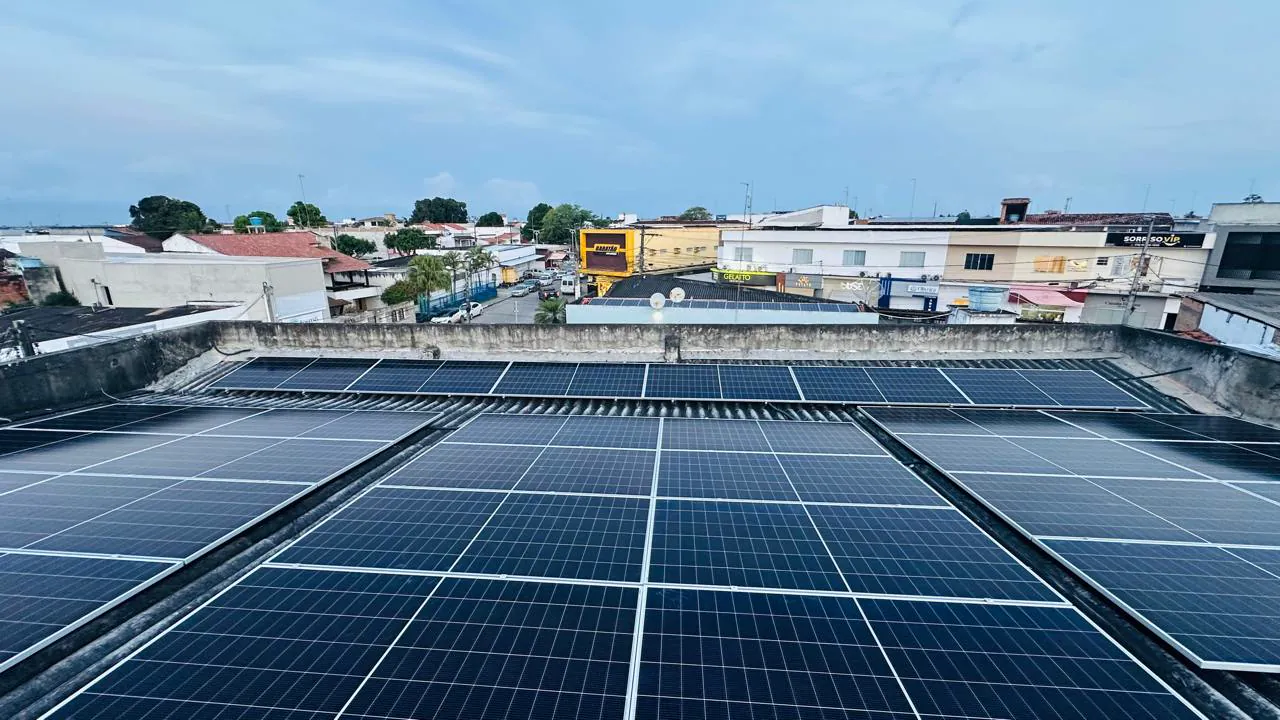 Instalação solar no segmento de condomínios